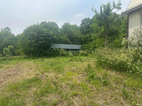 Tiny photo for 5164 E 325 N, Logansport, IN 46947 (MLS # 202607793)