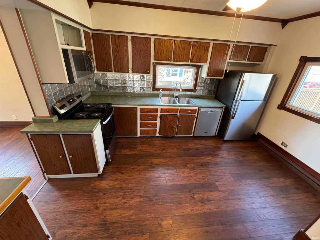 Photo of 102 S VAN BUREN Street, Monroe, IN 46772 (MLS # 202538401)