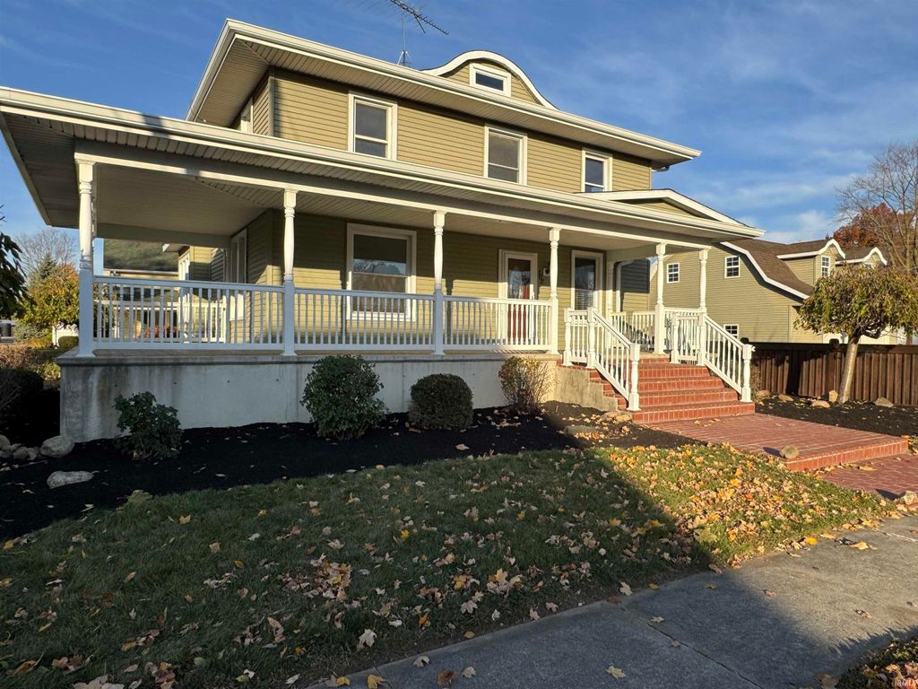 Photo of 102 S VAN BUREN Street, Monroe, IN 46772 (MLS # 202538401)