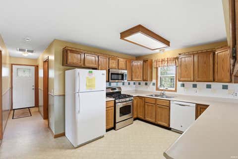 Tiny photo for 46 W Waldron Lake Drive, Wawaka, IN 46794 (MLS # 202601155)