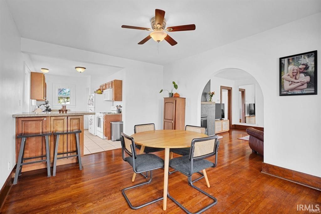 Photo of 1208 T Street, Bedford, IN 47421 (MLS # 202608645)