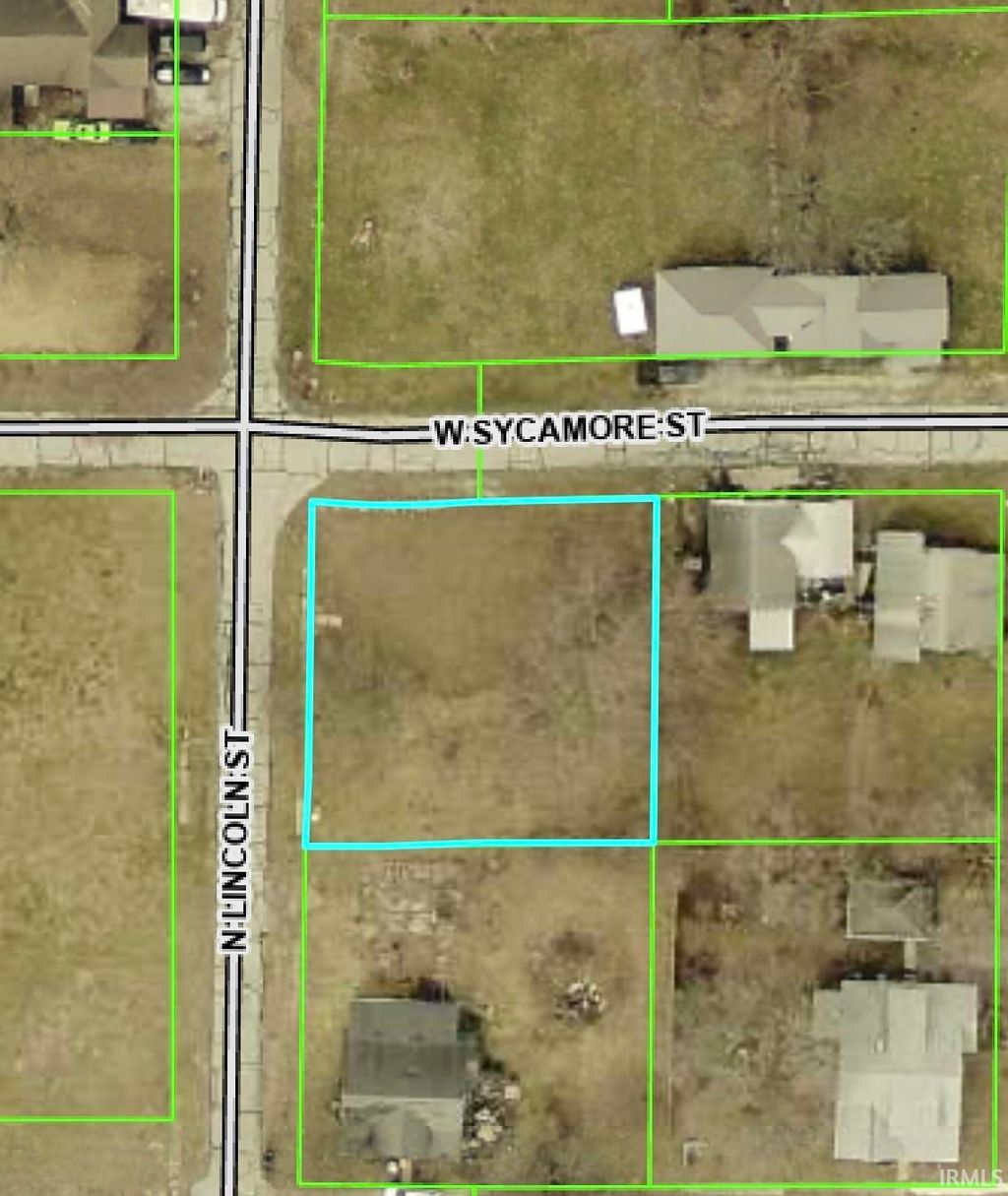 Photo for 195 W SYCAMORE Street, Macy, IN 46951 (MLS # 202525244)