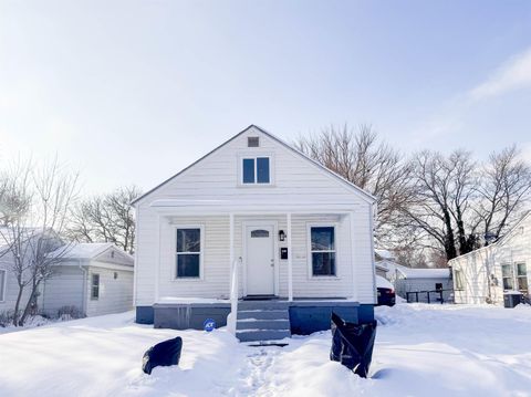 Photo of 1815 Sherman Avenue, South Bend, IN 46616 (MLS # 202547905)