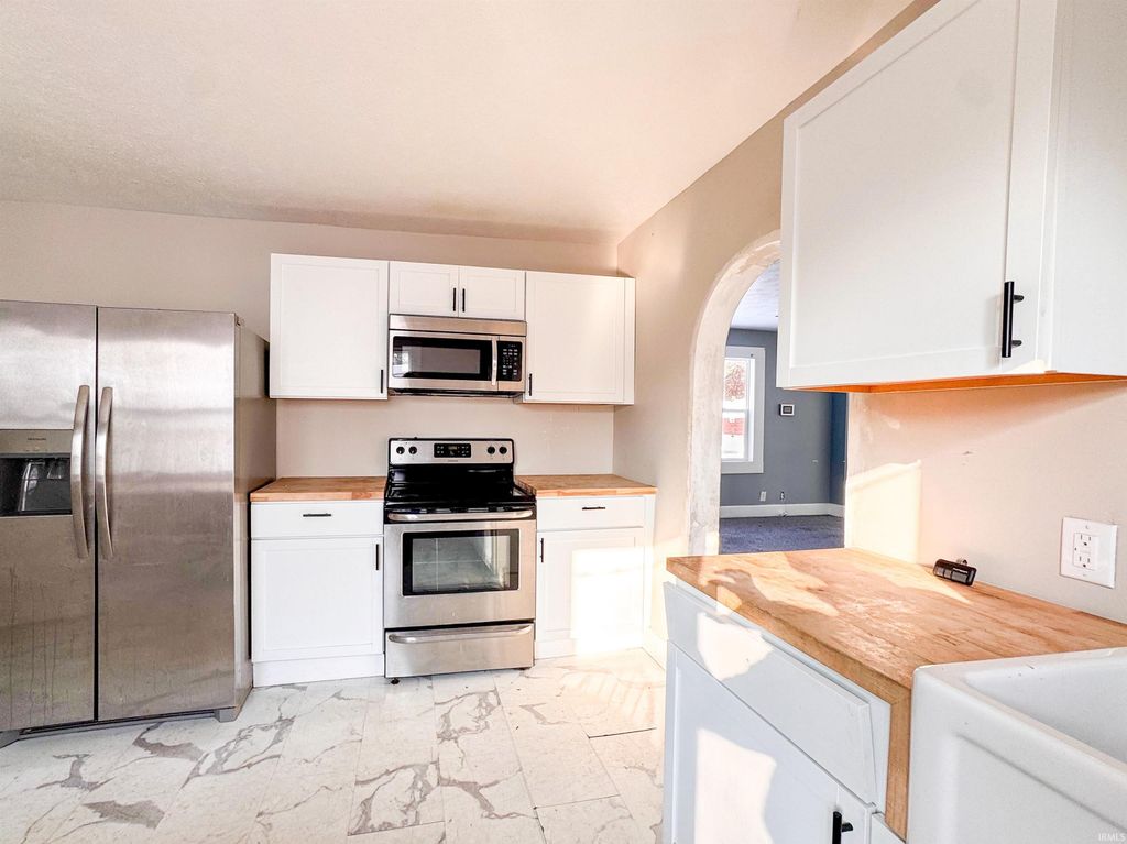 Photo of 1815 Sherman Avenue, South Bend, IN 46616 (MLS # 202547905)