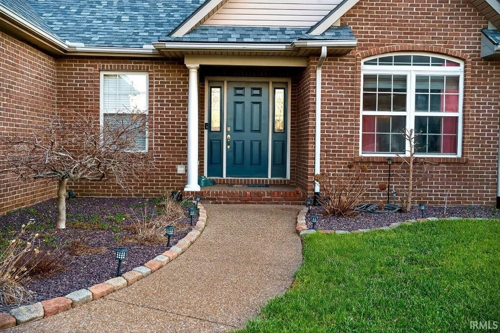 Photo of 2221 Bremmerton Drive, Evansville, IN 47711 (MLS # 202601566)