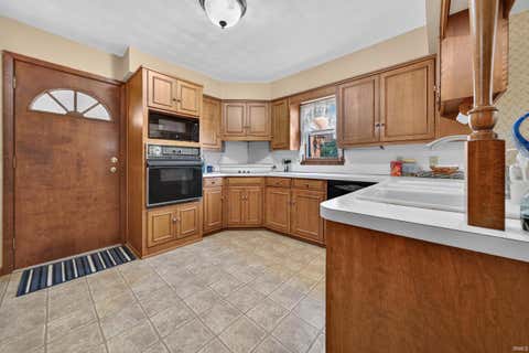 Tiny photo for 8629 S 150 West, Bunker Hill, IN 46914 (MLS # 202632032)