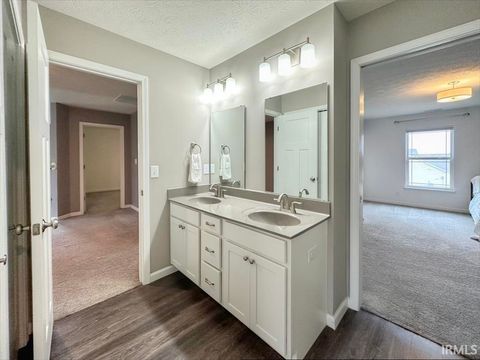 Tiny photo for 956 WATERFRONT Drive, Kokomo, IN 46902 (MLS # 202624629)