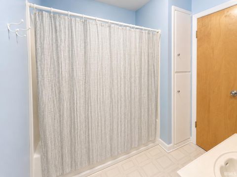 Tiny photo for 316 S Howard Street, Greentown, IN 46936 (MLS # 202619948)