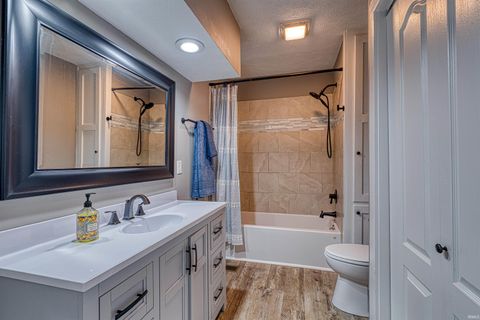 Tiny photo for 2817 W Franklin Street, Evansville, IN 47712 (MLS # 202622473)