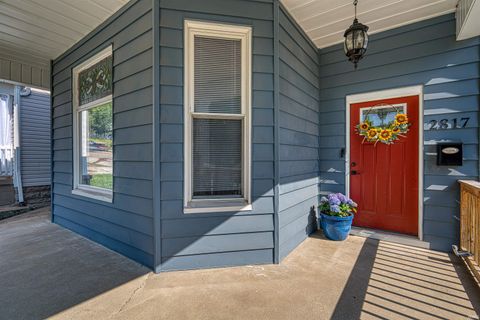 Tiny photo for 2817 W Franklin Street, Evansville, IN 47712 (MLS # 202622473)