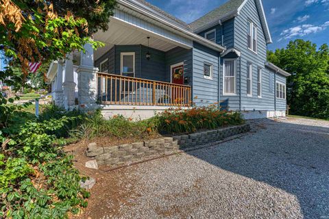 Tiny photo for 2817 W Franklin Street, Evansville, IN 47712 (MLS # 202622473)