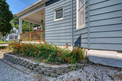 Tiny photo for 2817 W Franklin Street, Evansville, IN 47712 (MLS # 202622473)