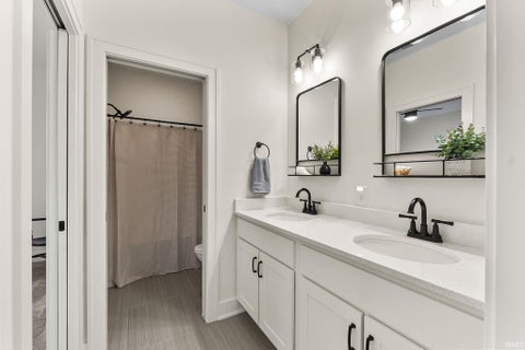 Tiny photo for 1397 Cascata Trail, Huntertown, IN 46748 (MLS # 202640843)