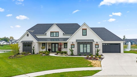 Tiny photo for 1397 Cascata Trail, Huntertown, IN 46748 (MLS # 202640843)