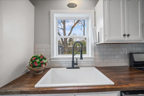 Tiny photo for 1406 S 18th Street, Lafayette, IN 47905 (MLS # 202612192)