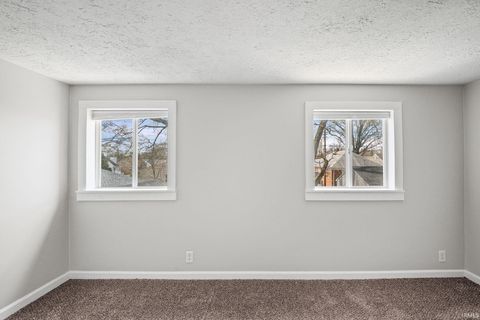 Tiny photo for 1406 S 18th Street, Lafayette, IN 47905 (MLS # 202612192)