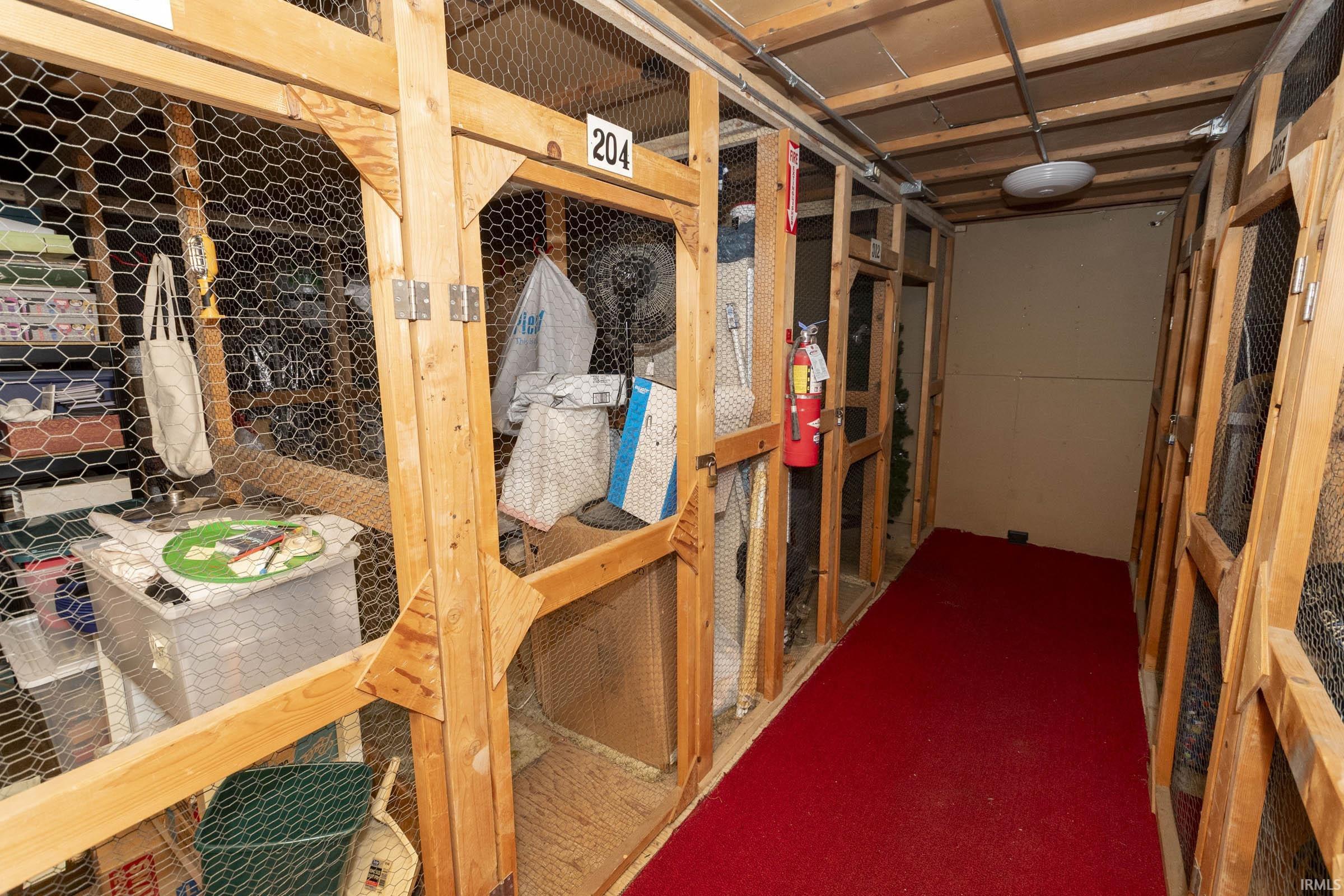 Elkhart, Indiana 46514, United States, 2 Bedrooms Bedrooms, ,2 BathroomsBathrooms,Residential,Pending,24096