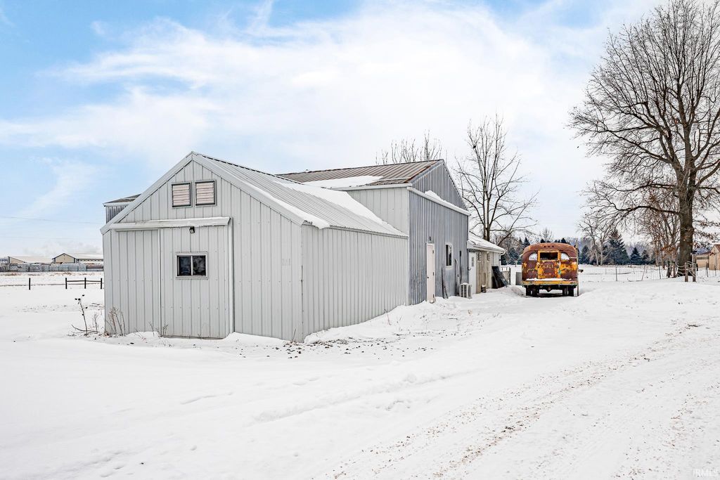 Photo of 12924 Edgerton Road, New Haven, IN 46774 (MLS # 202603402)