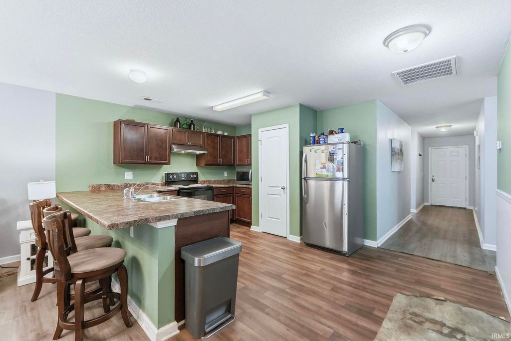 Photo of 453 Arbor Lane, Huntington, IN 46750 (MLS # 202601828)