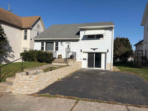 Tiny photo for 1806 George Street, Logansport, IN 46947 (MLS # 202644024)