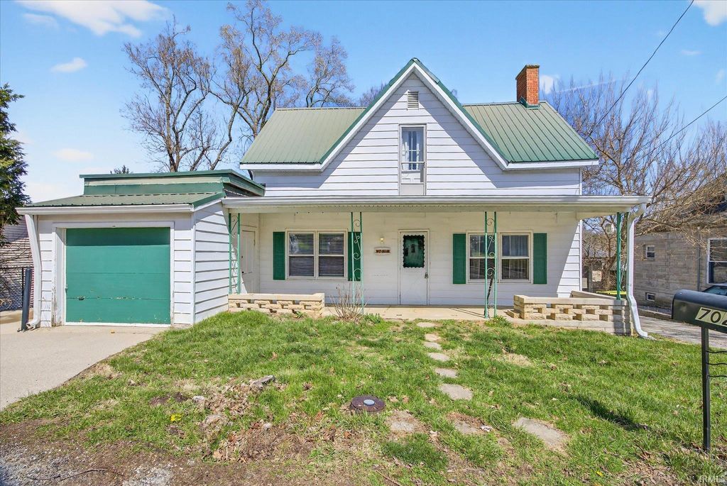 Photo of 702 W Association Street, Ellettsville, IN 47429 (MLS # 202610636)