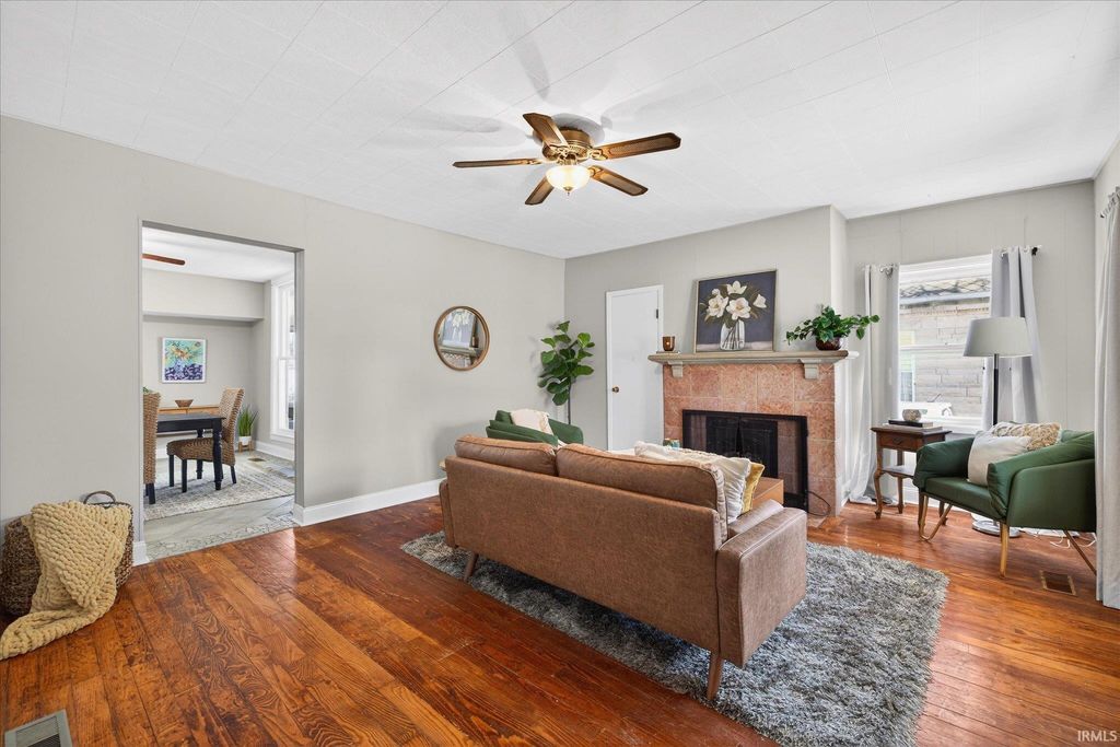 Photo of 702 W Association Street, Ellettsville, IN 47429 (MLS # 202610636)