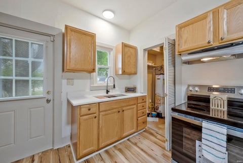 Tiny photo for 110 Althaus Avenue, Evansville, IN 47712 (MLS # 202631276)