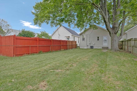 Tiny photo for 110 Althaus Avenue, Evansville, IN 47712 (MLS # 202631276)