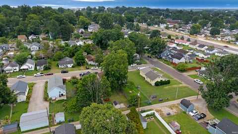 Tiny photo for 110 Althaus Avenue, Evansville, IN 47712 (MLS # 202631276)