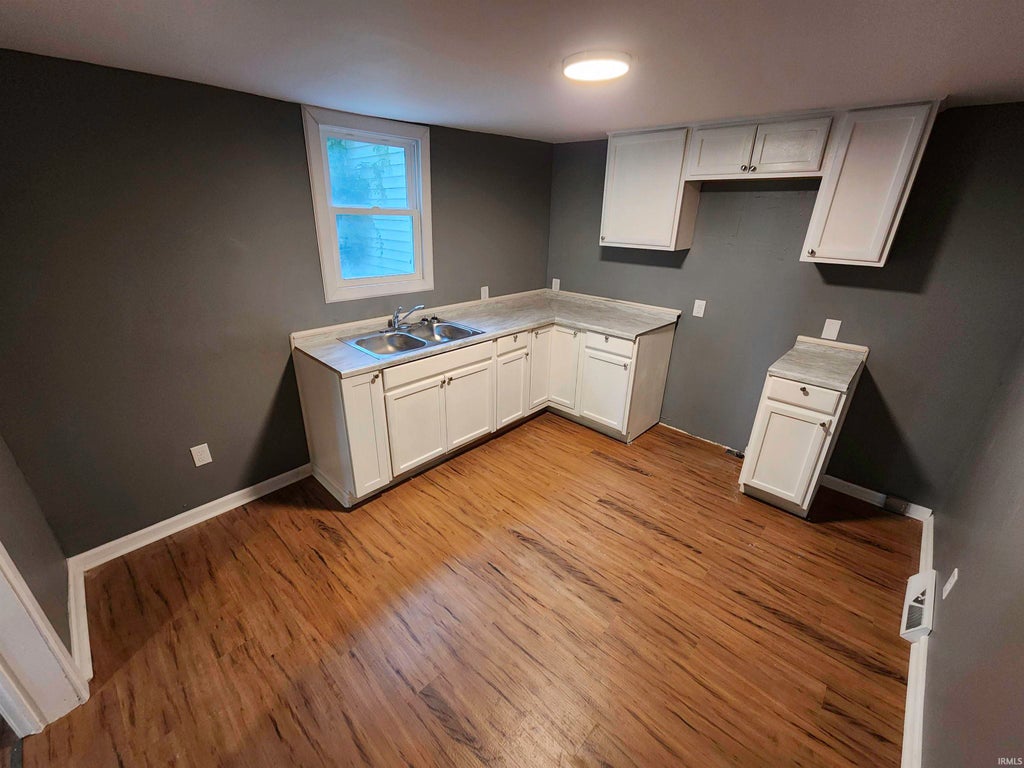Photo of 309 E Michigan Street, Evansville, IN 47711 (MLS # 202637032)