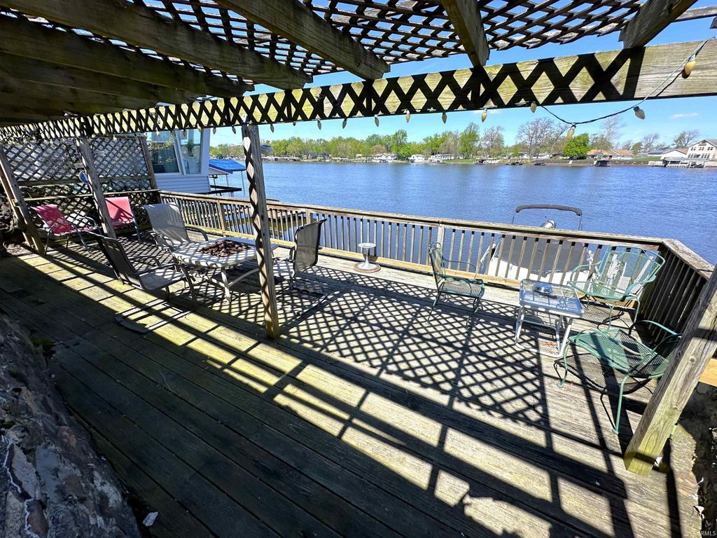 Photo of 4863 E Elmer Girtz Drive, Monticello, IN 47960 (MLS # 202614892)