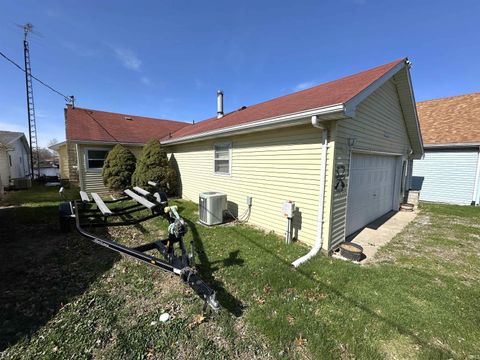 Tiny photo for 4863 E Elmer Girtz Drive, Monticello, IN 47960 (MLS # 202614892)