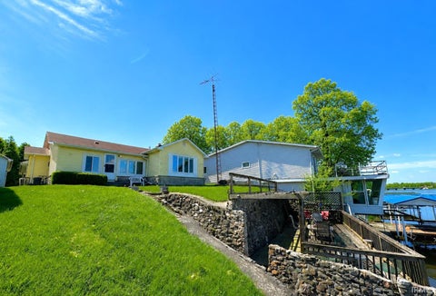 Tiny photo for 4863 E Elmer Girtz Drive, Monticello, IN 47960 (MLS # 202614892)