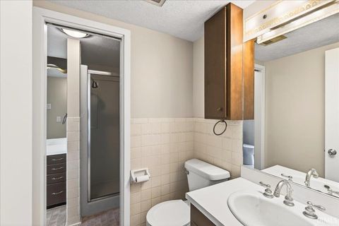 Tiny photo for 2413 Crestview Court, Lafayette, IN 47909 (MLS # 202613486)