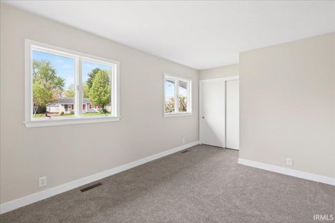 Tiny photo for 2413 Crestview Court, Lafayette, IN 47909 (MLS # 202613486)