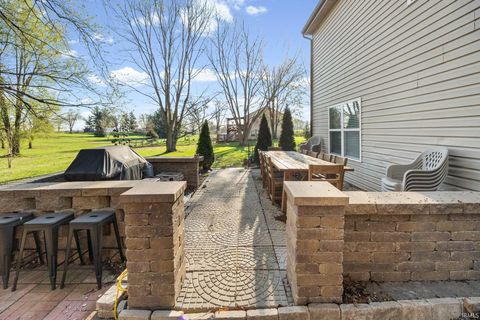 Tiny photo for 9924 W State Road 26, Rossville, IN 46065 (MLS # 202602756)
