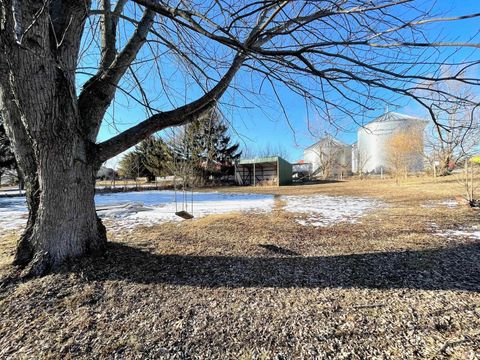 Tiny photo for 9924 W State Road 26, Rossville, IN 46065 (MLS # 202602756)