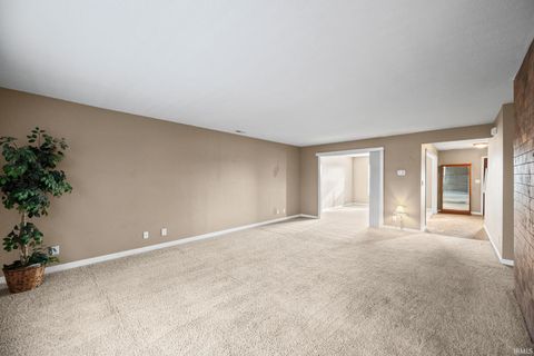 Tiny photo for 9924 W State Road 26, Rossville, IN 46065 (MLS # 202602756)