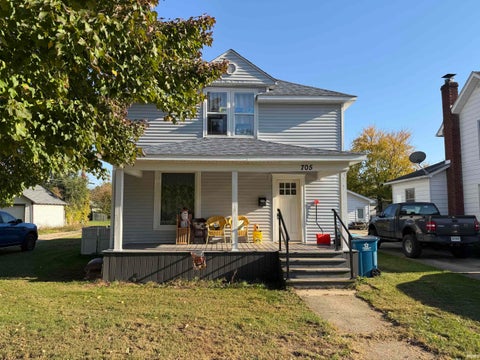 Photo of 705 Illinois Street, Walkerton, IN 46574 (MLS # 202643846)