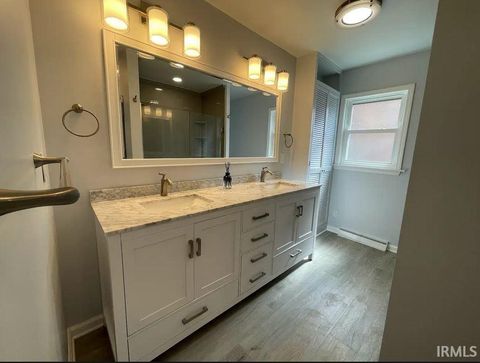 Tiny photo for 307 N Van Buren Street, Auburn, IN 46706 (MLS # 202610703)
