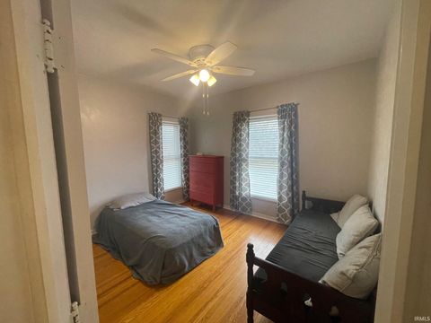 Tiny photo for 307 N Van Buren Street, Auburn, IN 46706 (MLS # 202610703)