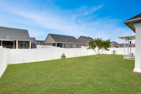 Tiny photo for 5574 Belmont Drive, Newburgh, IN 47630 (MLS # 202638016)