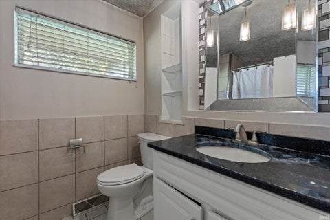 Tiny photo for 19065 Oakmont North Drive, South Bend, IN 46637 (MLS # 202641560)