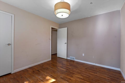 Tiny photo for 19065 Oakmont North Drive, South Bend, IN 46637 (MLS # 202641560)