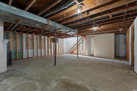 Tiny photo for 19065 Oakmont North Drive, South Bend, IN 46637 (MLS # 202641560)