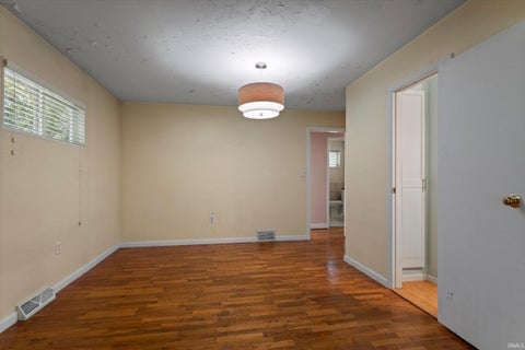 Tiny photo for 19065 Oakmont North Drive, South Bend, IN 46637 (MLS # 202641560)
