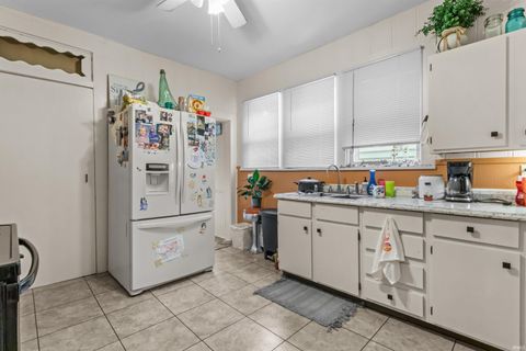 Tiny photo for 136 W 7th Street, Peru, IN 46970 (MLS # 202531208)