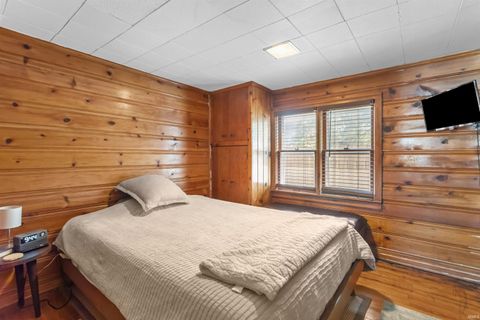 Tiny photo for 136 W 7th Street, Peru, IN 46970 (MLS # 202531208)