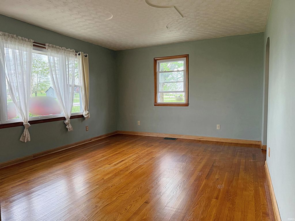 Photo of 626 E Elnora Street, Odon, IN 47562 (MLS # 202613590)