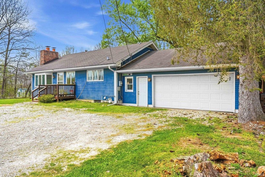 Photo of 6290 W State Road 45, Bloomington, IN 47403 (MLS # 202613831)